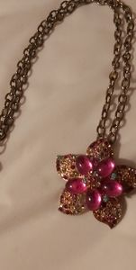 💗3/$10💗  Flower Necklace